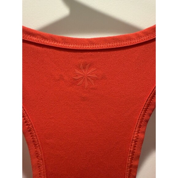 Athleta Tank Top Womens M Red Racerback Polyester Blend Scoop Neck Stretch - Picture 5 of 5